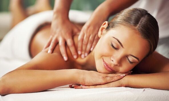 El masaje puede ayudar a tratar eficazmente la osteocondrosis lumbar